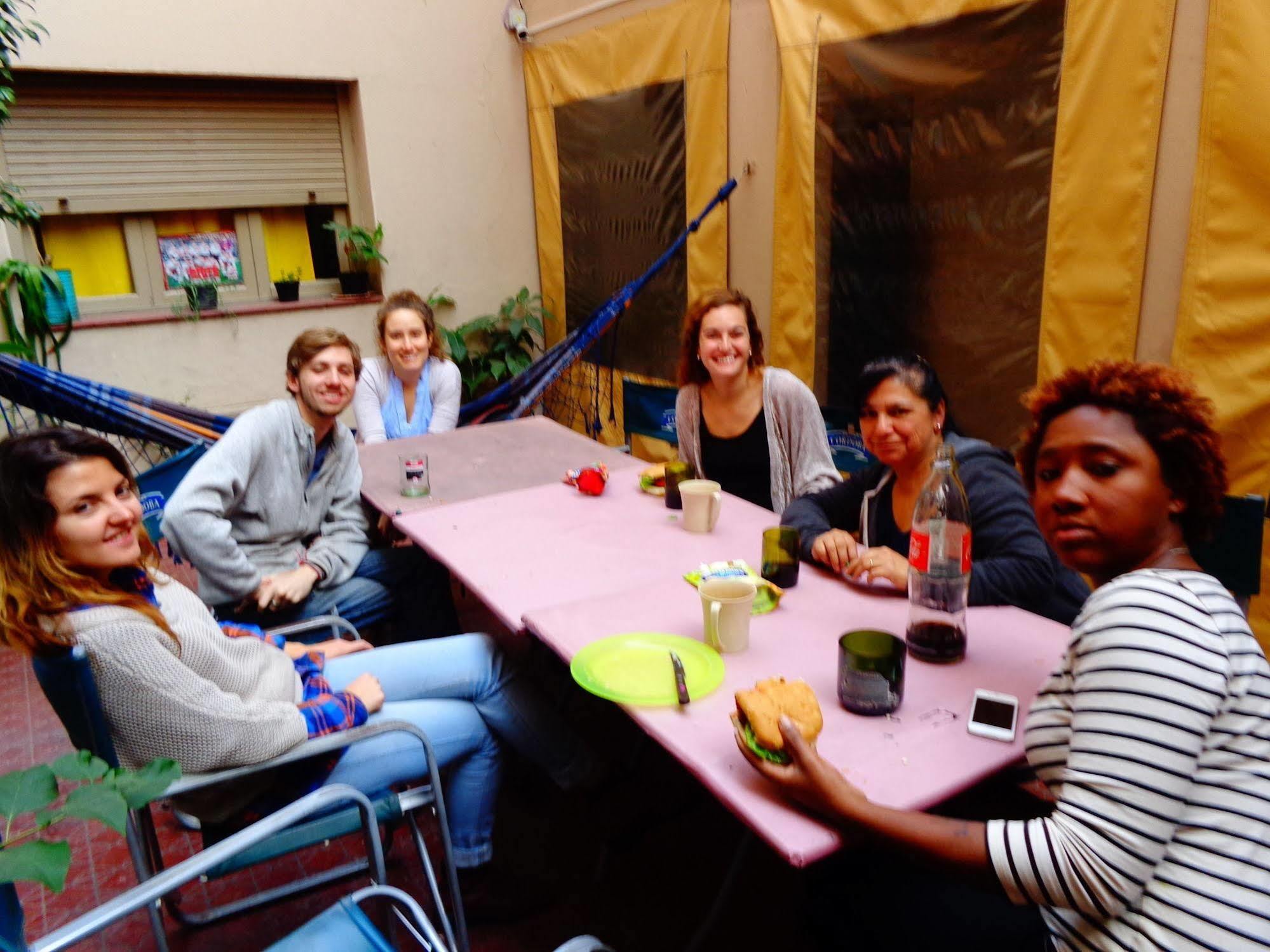 Turning Point Hostel Córdoba Buitenkant foto