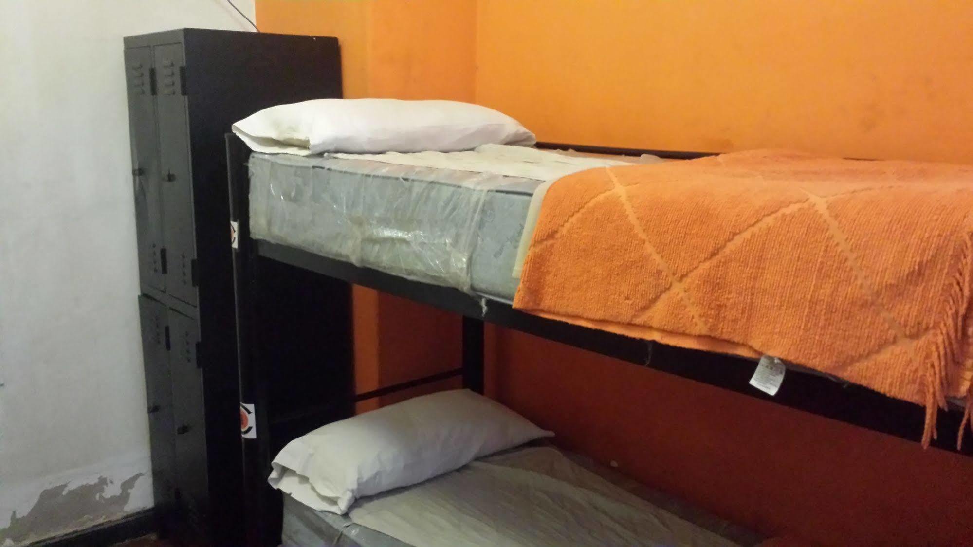 Turning Point Hostel Córdoba Buitenkant foto